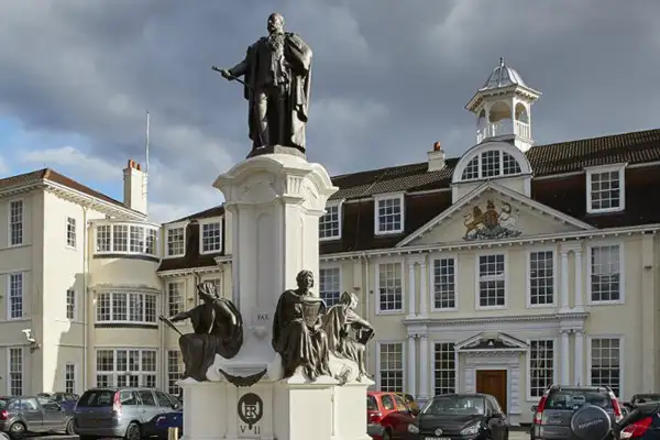 King Edward VII Hospital